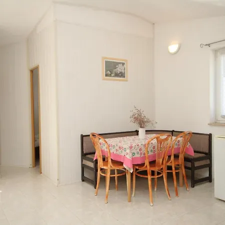 With A Parking Space Liznjan, Medulin - 7240 Apartament
