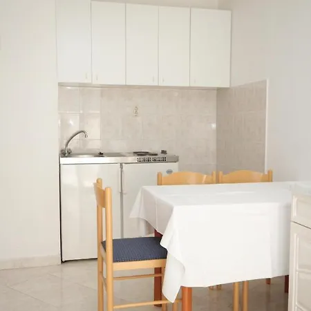 With A Parking Space Liznjan, Medulin - 7240 Apartament