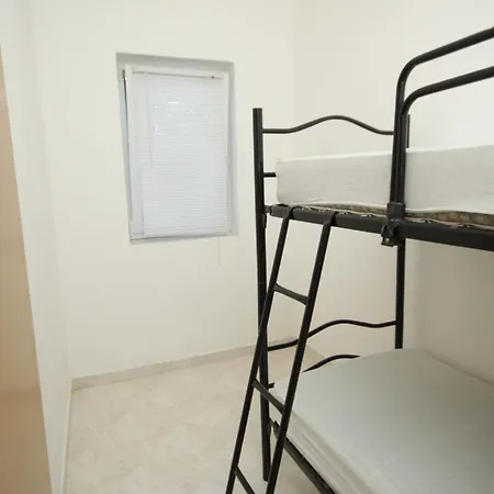 Apartament With A Parking Space Liznjan, Medulin - 7240 Ližnjan