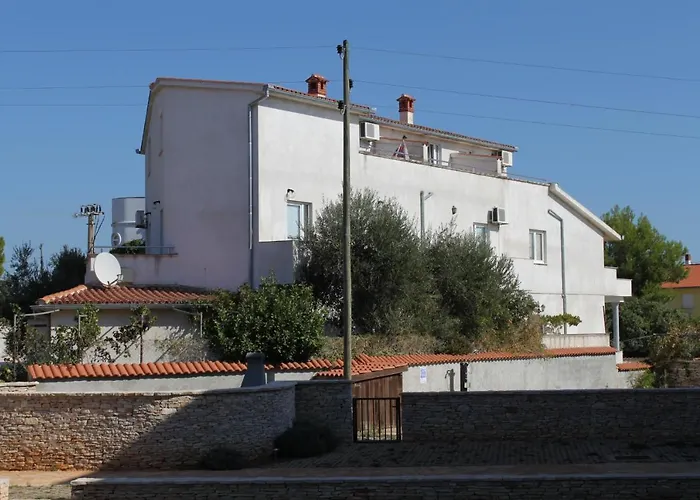 With A Parking Space Liznjan, Medulin - 7240 Lejlighed